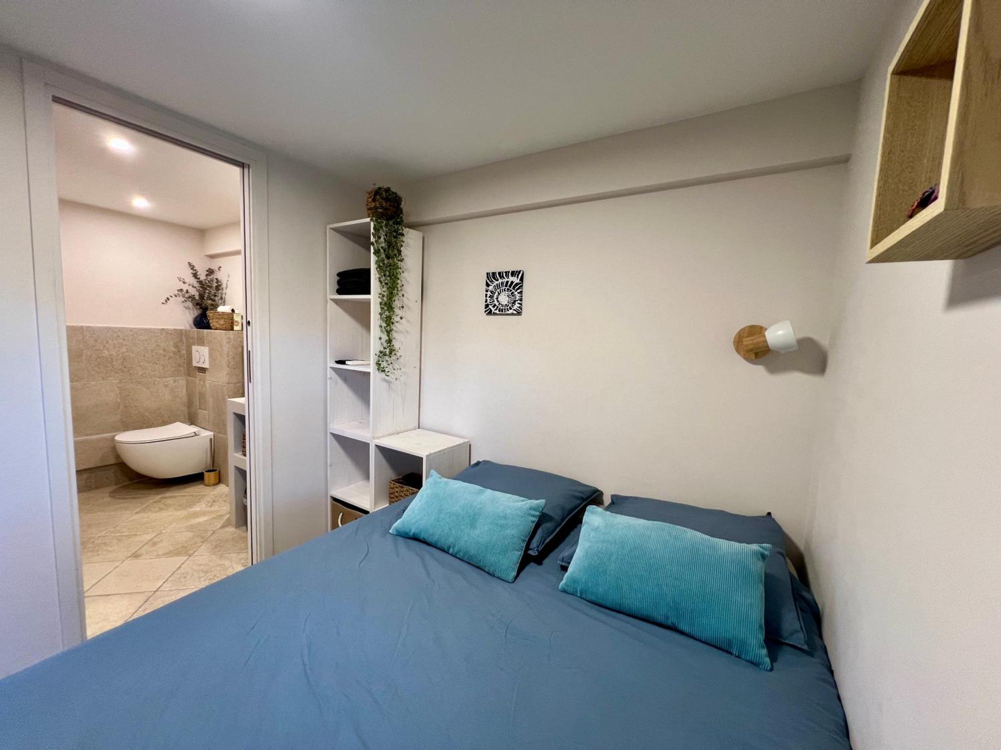 Studio With Private Car Park And Air Con Valbonne Extérieur photo