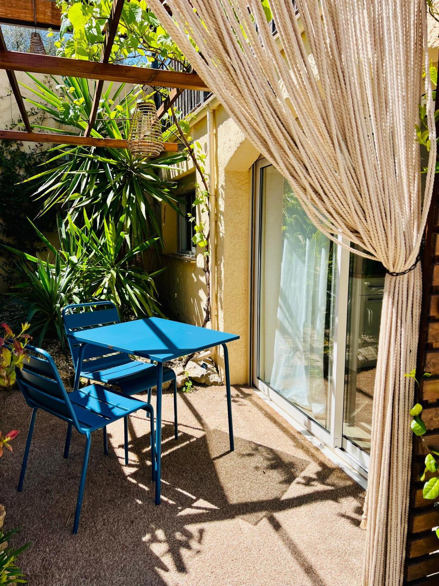 Studio With Private Car Park And Air Con Valbonne Extérieur photo
